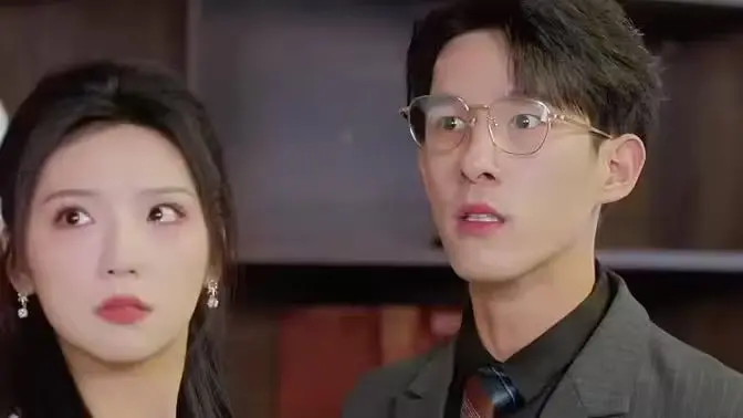 《陆总，你的娇妻黑化了》：揭秘豪门虐恋下的复仇女王！腹黑娇妻的逆袭之路，爽到飞起！